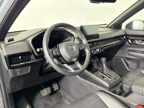 Used 2023 Honda CR-V Sport Touring image 4