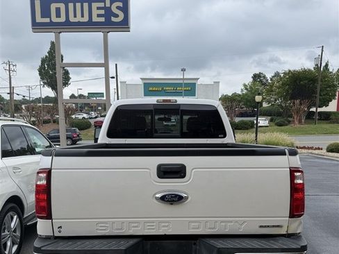 Used 2016 Ford F250 Lariat w/ Lariat Interior Package AWD/4WD image 3