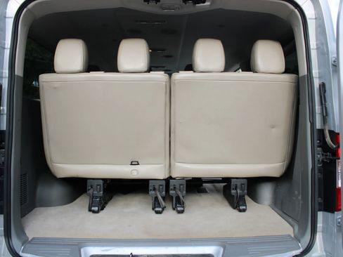 Used 2020 Nissan NV 3500 SL RWD image 19