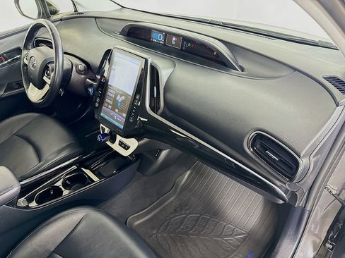 Certified 2019 Toyota Prius Prime Premium image 27