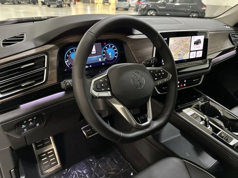 New 2026 Volkswagen Atlas SEL Premium R-Line AWD/4WD image 15