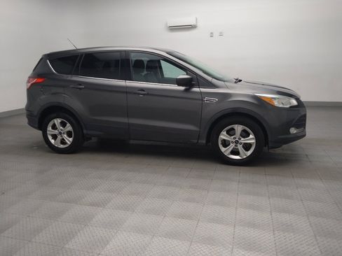 Used 2015 Ford Escape SE image 11