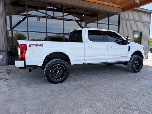 Used 2017 Ford F250 Platinum w/ Platinum Ultimate Package AWD/4WD image 14