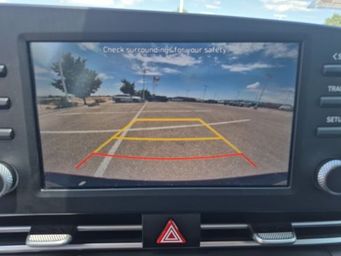 Used 2023 Hyundai Elantra SEL w/ Cargo Package FWD image 29