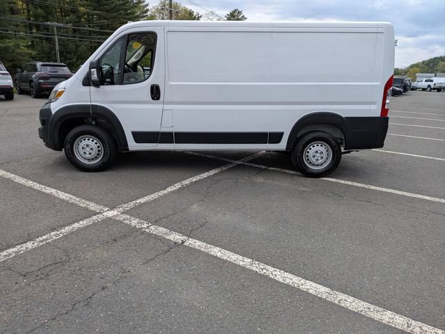 Used 2025 RAM ProMaster 2500 w/ Convenience Group FWD image 11