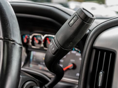 Used 2019 GMC Sierra 3500 SLT image 23