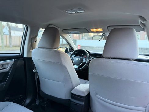 Used 2014 Toyota Corolla LE image 22