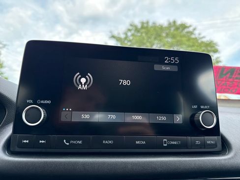 Certified 2024 Honda HR-V Sport image 32