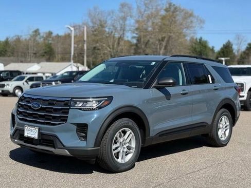 New 2026 Ford Explorer Active AWD/4WD image 10