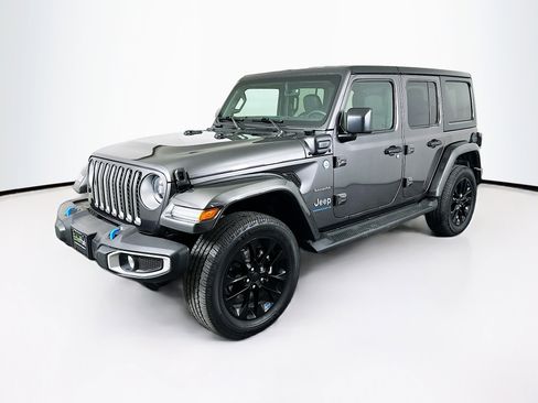 Used 2023 Jeep Wrangler Sahara w/ Cold Weather Group AWD/4WD image 3