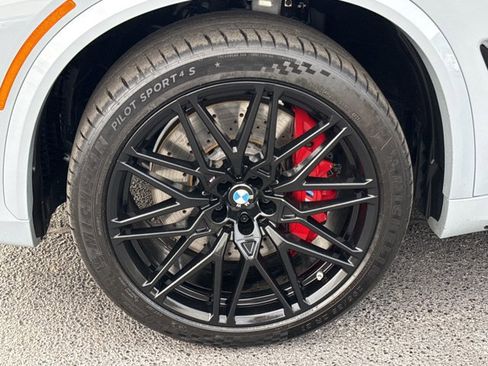 Used 2025 BMW X5 M Competition w/ Executive Package image 17