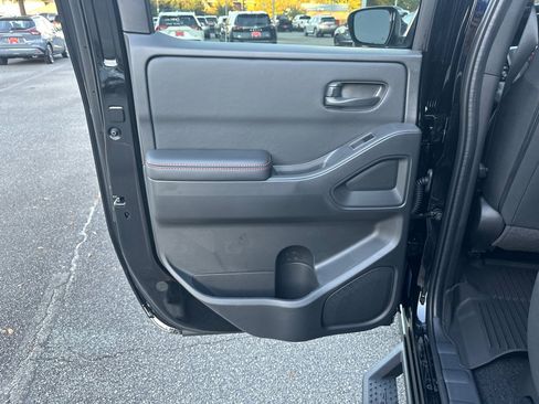 New 2026 Nissan Frontier PRO-4X w/ Pro-4x Convenience Package image 21