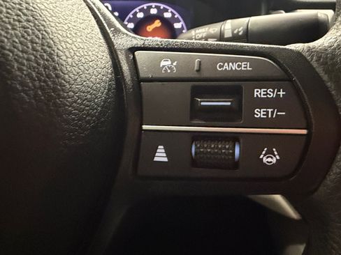 Used 2025 Honda Accord LX image 33