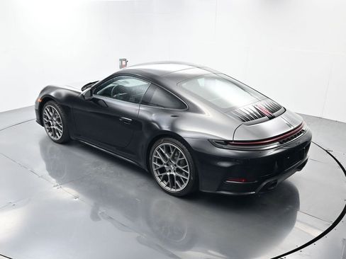Used 2026 Porsche 911 Carrera image 33