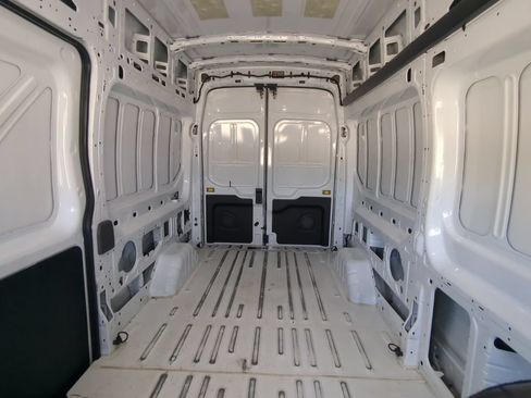 Used 2025 Ford Transit 250 148 High Roof AWD image 12
