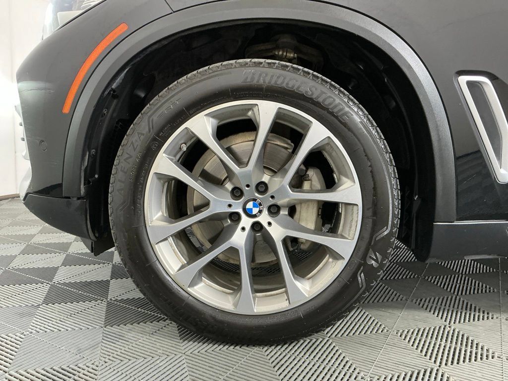 Used 2020 BMW X5 xDrive40i w/ Convenience Package AWD/4WD image 34