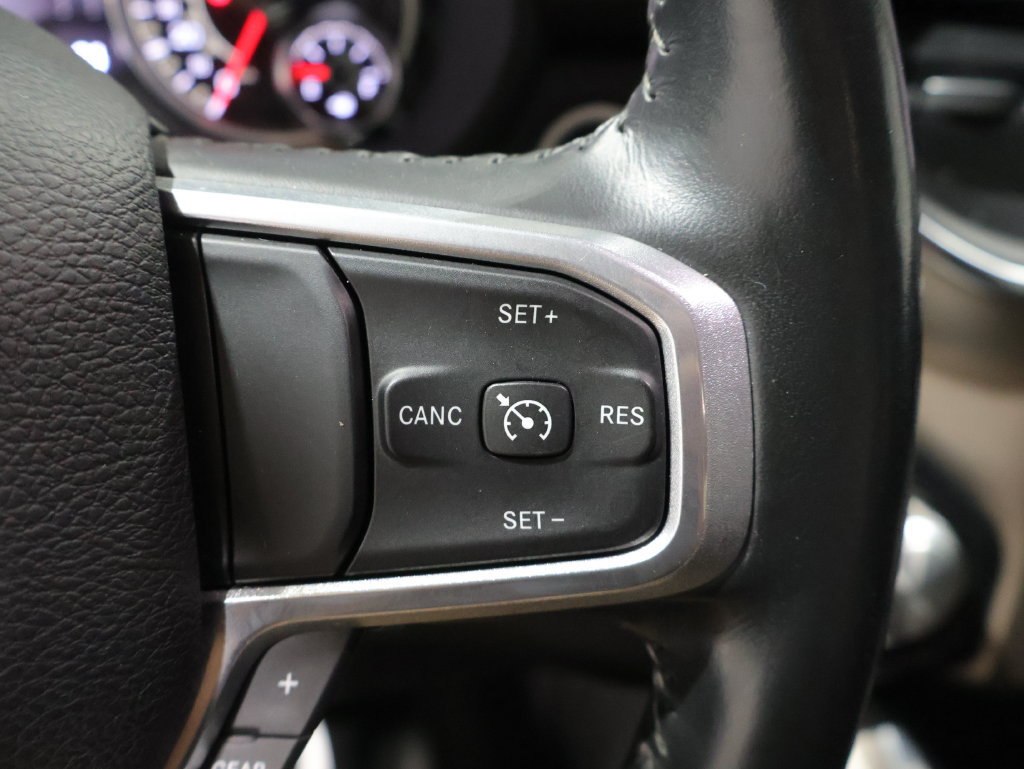 Used 2022 RAM 1500 Laramie AWD/4WD image 32