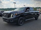Used 2018 Nissan Titan SV w/ SV Convenience Package image 3