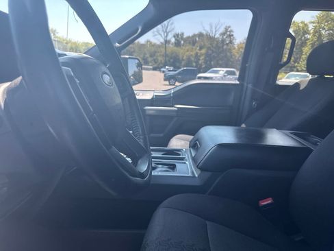 Used 2020 Ford F150 XLT w/ Equipment Group 302A Luxury AWD/4WD image 32