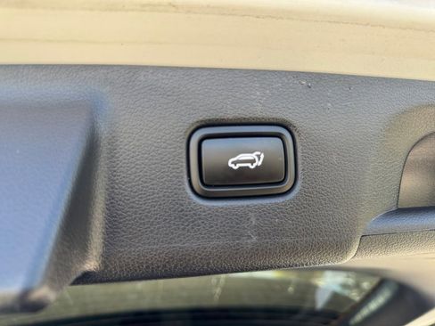 Used 2024 Hyundai Palisade Calligraphy image 10