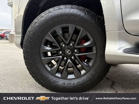Used 2021 Lexus GX 460 Premium w/ Premium Package AWD/4WD image 10
