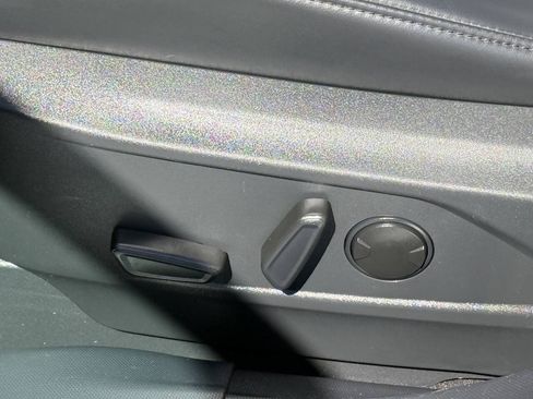 Used 2022 Ford Mustang Mach-E Select RWD image 10