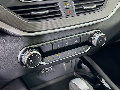 New 2025 Nissan Altima 2.5 SR image 20