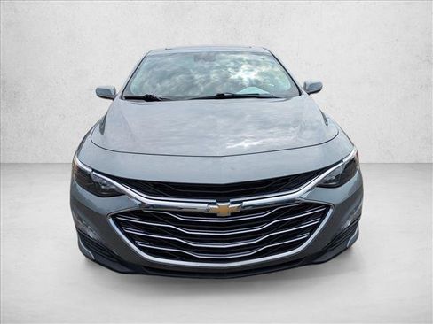 Used 2024 Chevrolet Malibu LT FWD image 2