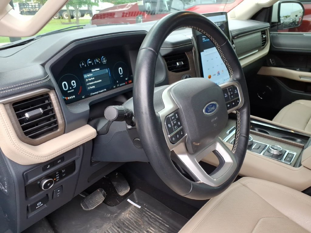 Certified 2023 Ford Expedition Max Limited AWD/4WD image 18