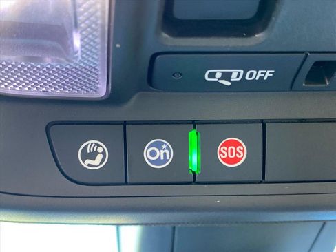 Used 2019 Cadillac XT5 Premium Luxury AWD/4WD image 17