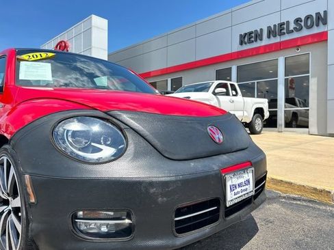 Used 2012 Volkswagen Beetle 2.0T FWD image 4