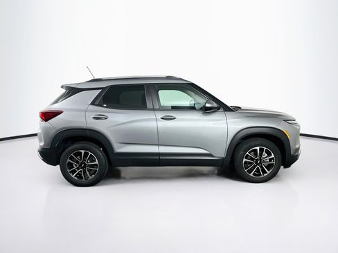 Used 2025 Chevrolet TrailBlazer LT AWD/4WD image 10