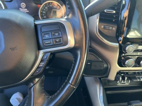 Used 2021 RAM 2500 Laramie w/ Body Color Bumper Group image 17