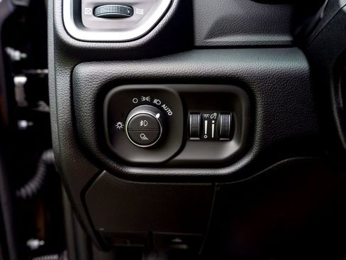 New 2026 RAM 2500 Laramie w/ Night Edition AWD/4WD image 20