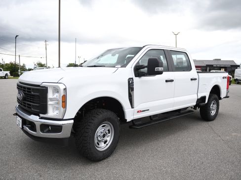 New 2026 Ford F250 XL AWD/4WD image 6