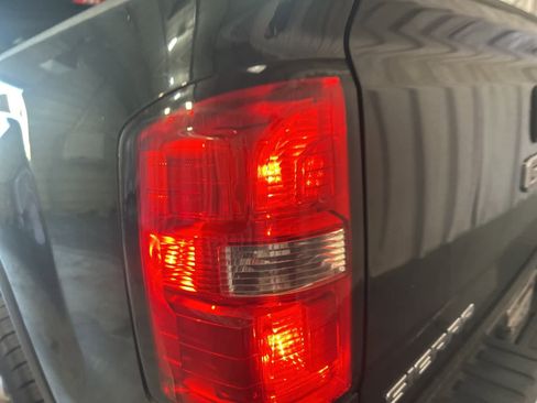 Used 2015 GMC Sierra 1500 SLT w/ SLT Crew Cab Value Package image 14