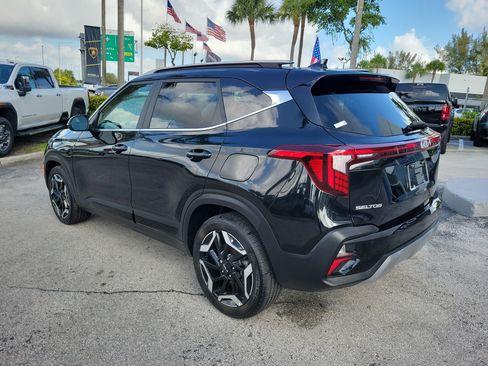 Used 2025 Kia Seltos SX w/ SX Sunroof Package AWD/4WD image 7
