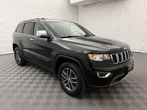 Used 2018 Jeep Grand Cherokee Limited AWD/4WD image 4