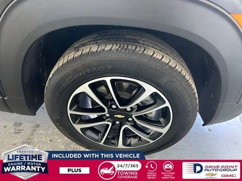 Used 2024 Chevrolet TrailBlazer LT w/ Convenience Package AWD/4WD image 9