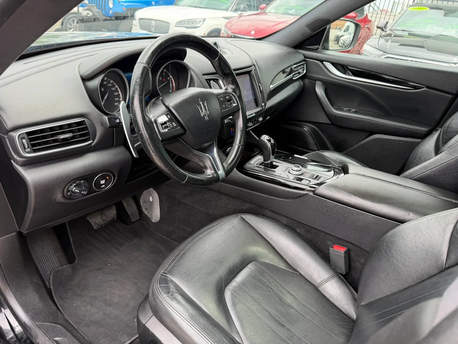Used 2017 Maserati Levante S AWD/4WD image 9