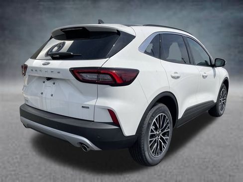 Used 2024 Ford Escape SE image 3