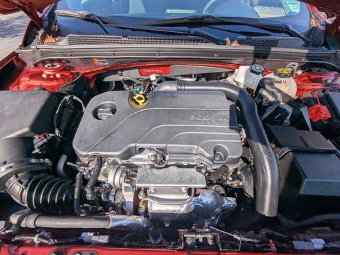 Used 2024 Chevrolet Malibu LT image 27