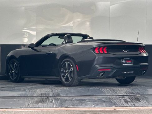 Used 2024 Ford Mustang Premium image 6