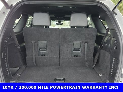 Used 2022 Dodge Durango R/T w/ Blacktop Package image 13