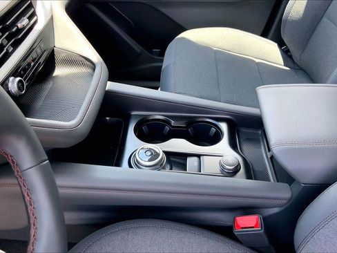 New 2026 Ford Explorer Active RWD image 7