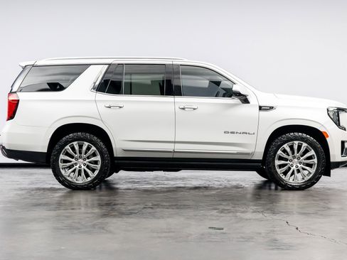 Used 2023 GMC Yukon Denali image 24