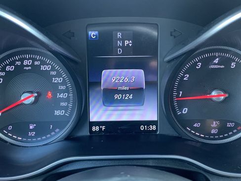Used 2017 Mercedes-Benz GLC 300 image 12