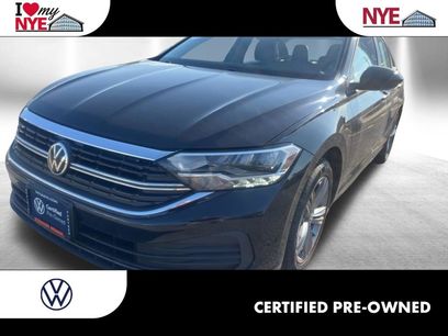 Used 2023 Volkswagen Jetta SE