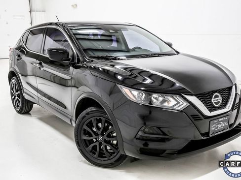Used 2021 Nissan Rogue Sport S image 9