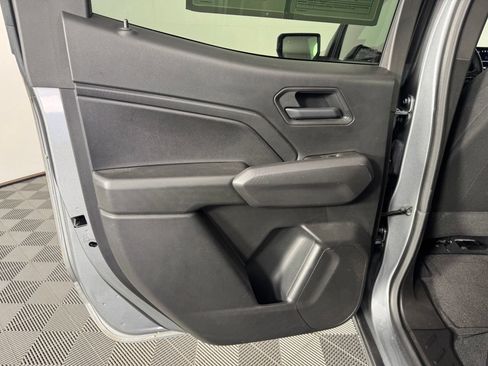 Used 2025 Chevrolet Colorado Trail Boss AWD/4WD image 24